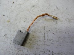 Щетка графитовая (пара) 7x14x21 U503-236-044-W