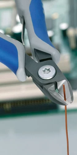 Прецизионные кусачки боковые для электроники вороненые 125 мм, KNIPEX, ( KN-7952125 )