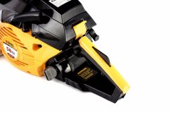 Пила цепная бензиновая DGS-5820, шина 50 см, 58 см3, 4.1 л.с, шаг 0.325, паз 1.5 мм, 76 звеньев Denzel 95235