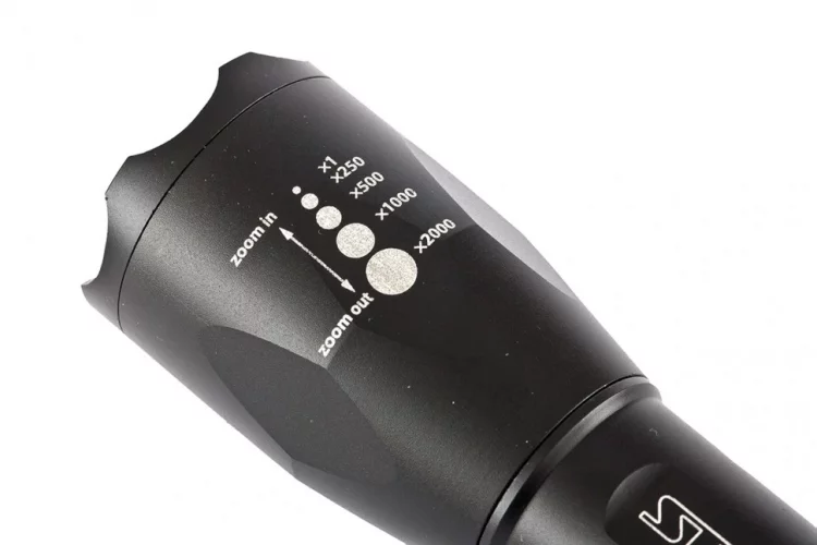 Фонарь, 3 W CREE Led 3 W, зум, 3 режима 100 %-50 %-строб, ремешок, 160 Лм, 200 м, 3 х ААА Stern 90581