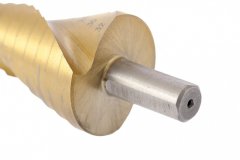 Сверло ступенчатое, 4-6-8-10-12-14-16-18-20-22-24-26-28-30-32 мм, HSS, спиральный профиль, трехгранный хвостовик Matrix 72359