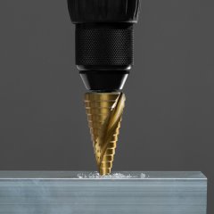 Сверло ступенчатое, 4-6-8-10-12-14-16-18-20-22-24-26-28-30-32 мм, HSS, спиральный профиль, трехгранный хвостовик Matrix 72359